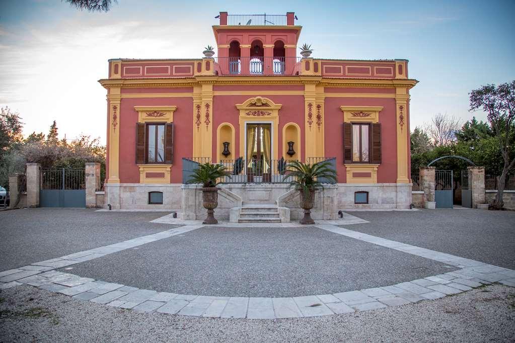 Hotel Terranobile Metaresort Bari Exterior photo